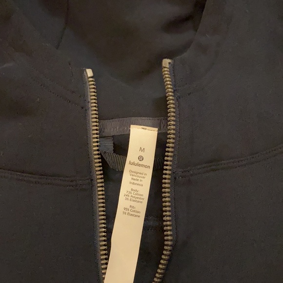 Navy lululemon sweatshirt. Size medium - Picture 2 of 3